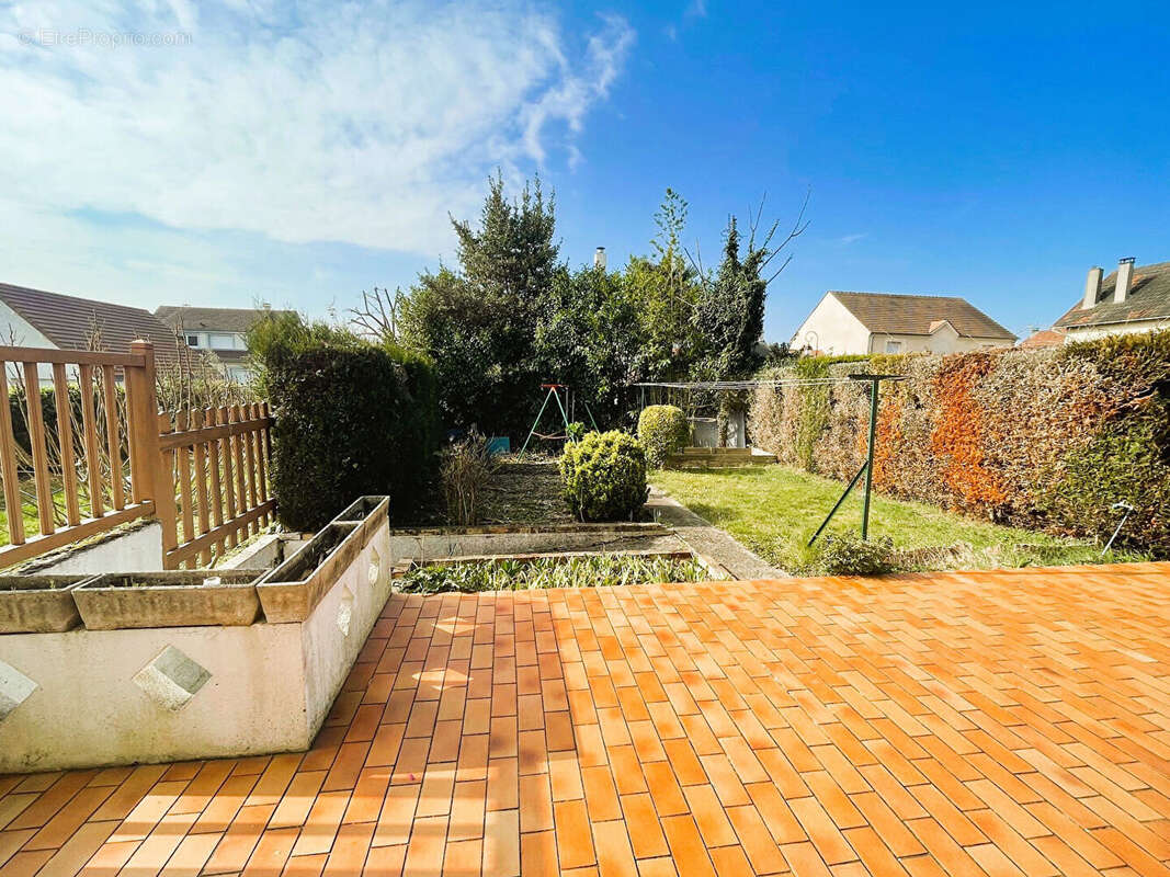 Maison à SAINT-LEU-LA-FORET