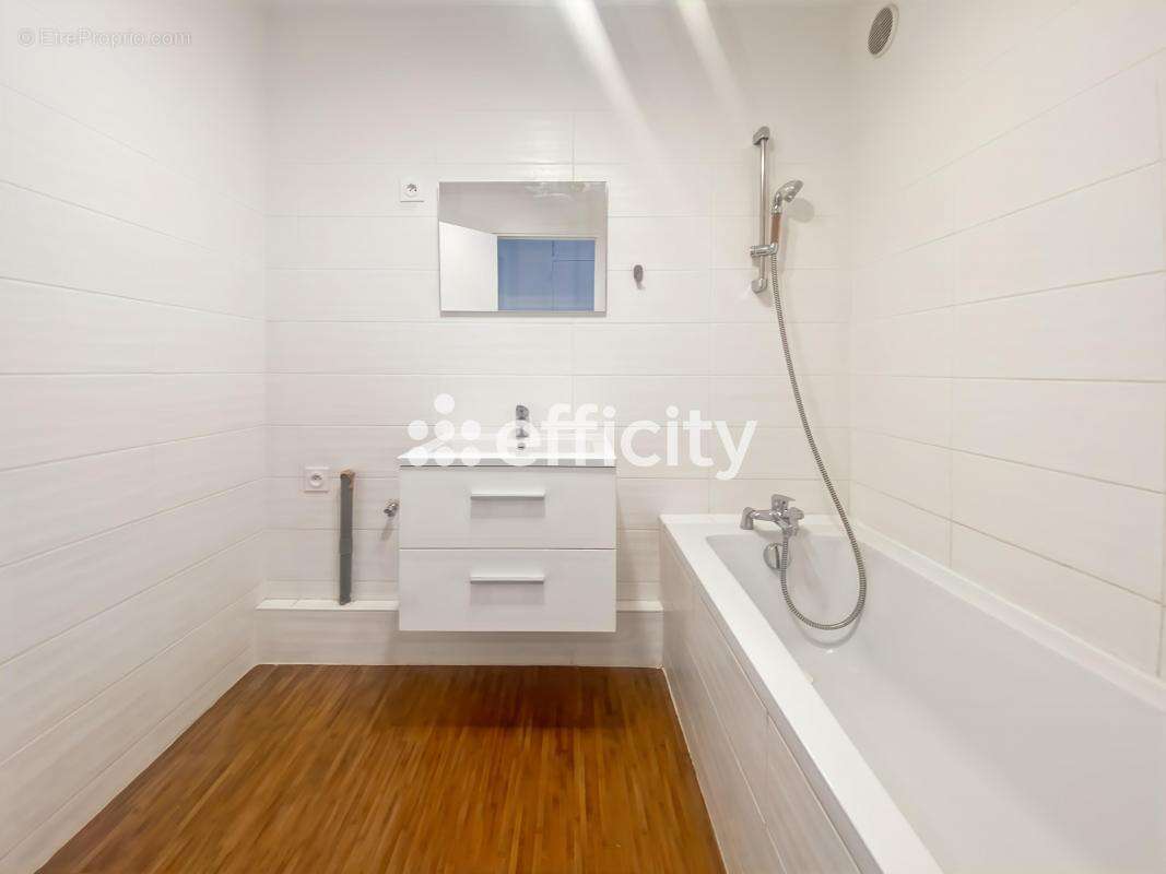 Appartement à MARSEILLE-12E