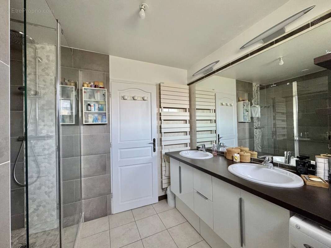 Appartement à VERRIERES-LE-BUISSON