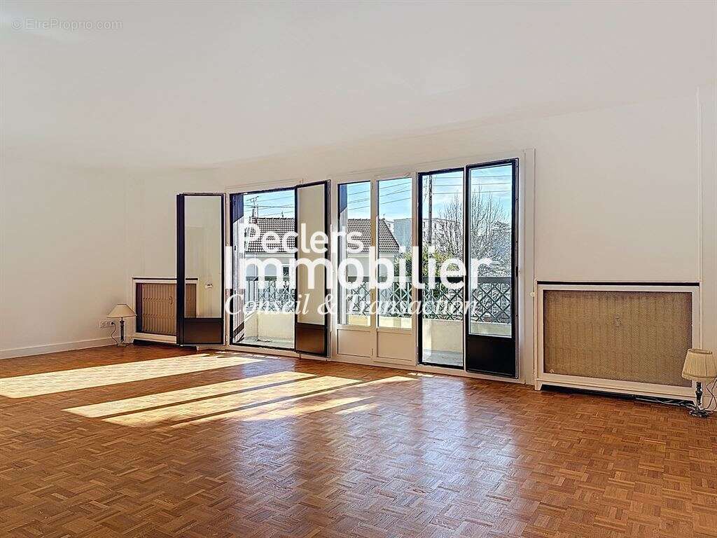 Appartement à RUEIL-MALMAISON