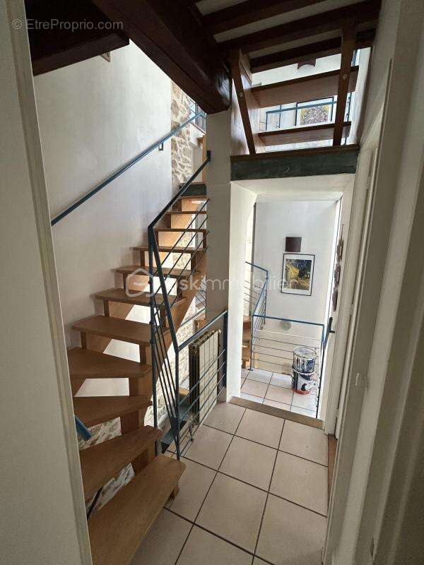 Maison à BAGNOLS-SUR-CEZE