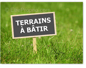 Terrain à JOUARRE