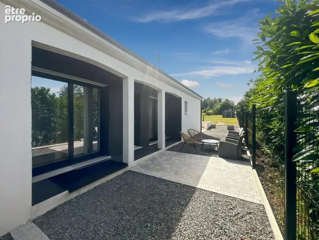Maison entièrement de plain pied & en parfait état  - photo 2