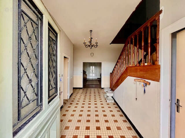 Maison à MONTREUIL-BELLAY