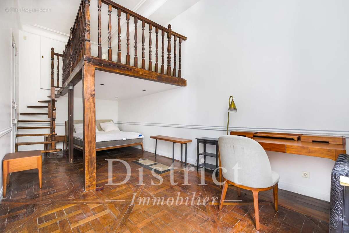 Appartement à PARIS-4E