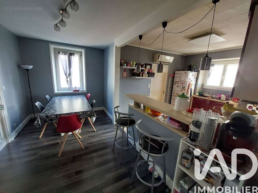 Photo 3 - Appartement à MONTCEAU-LES-MINES