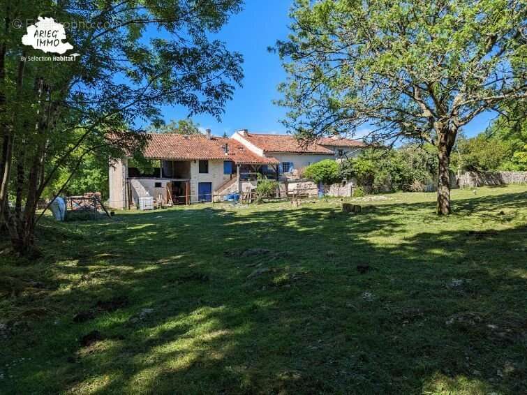 Maison à LA BASTIDE-DE-SEROU