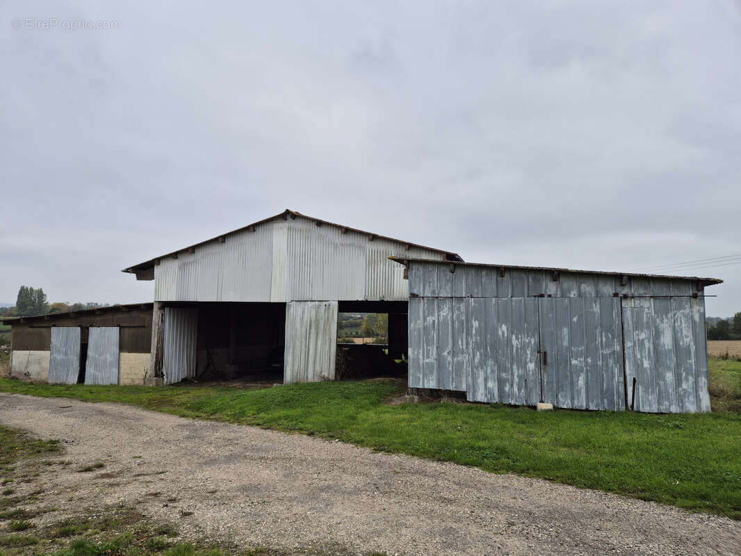 Maison à NEUFCHATEL-EN-BRAY