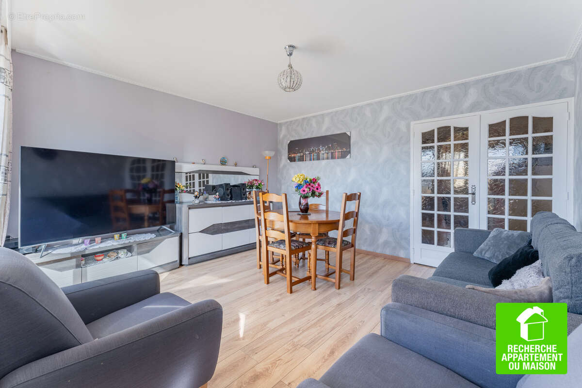 Appartement à SAINT-PRIEST