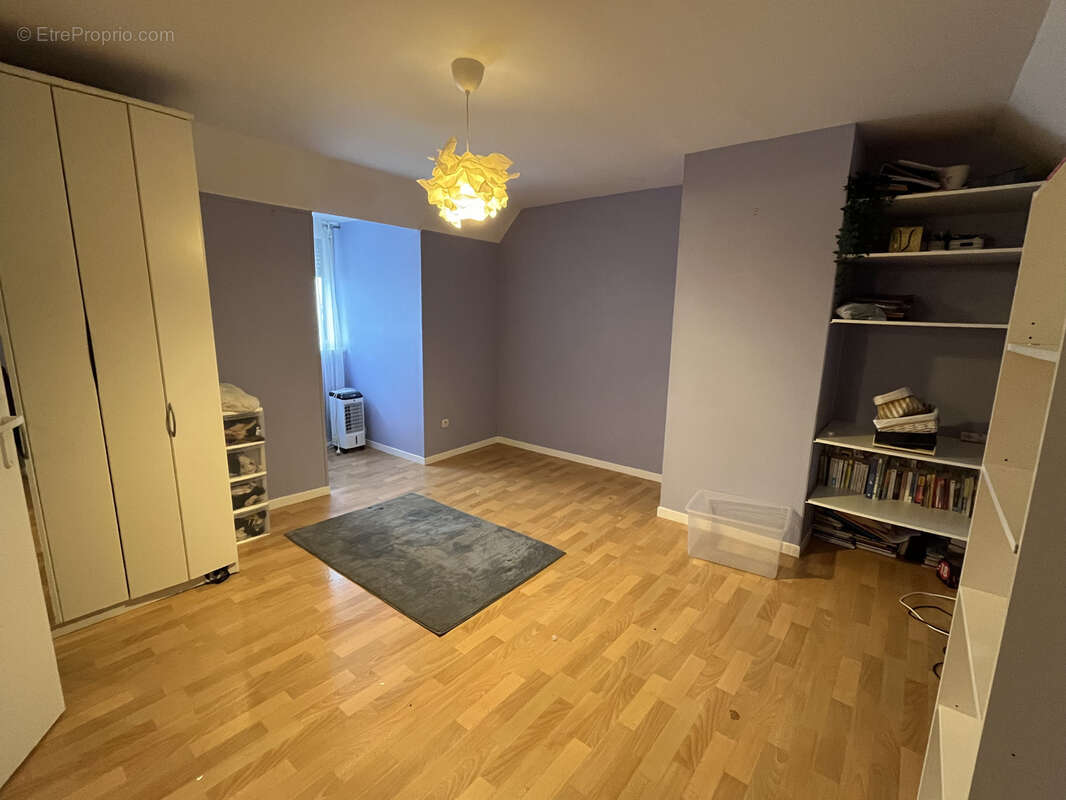 Maison à PONT-SAINTE-MAXENCE