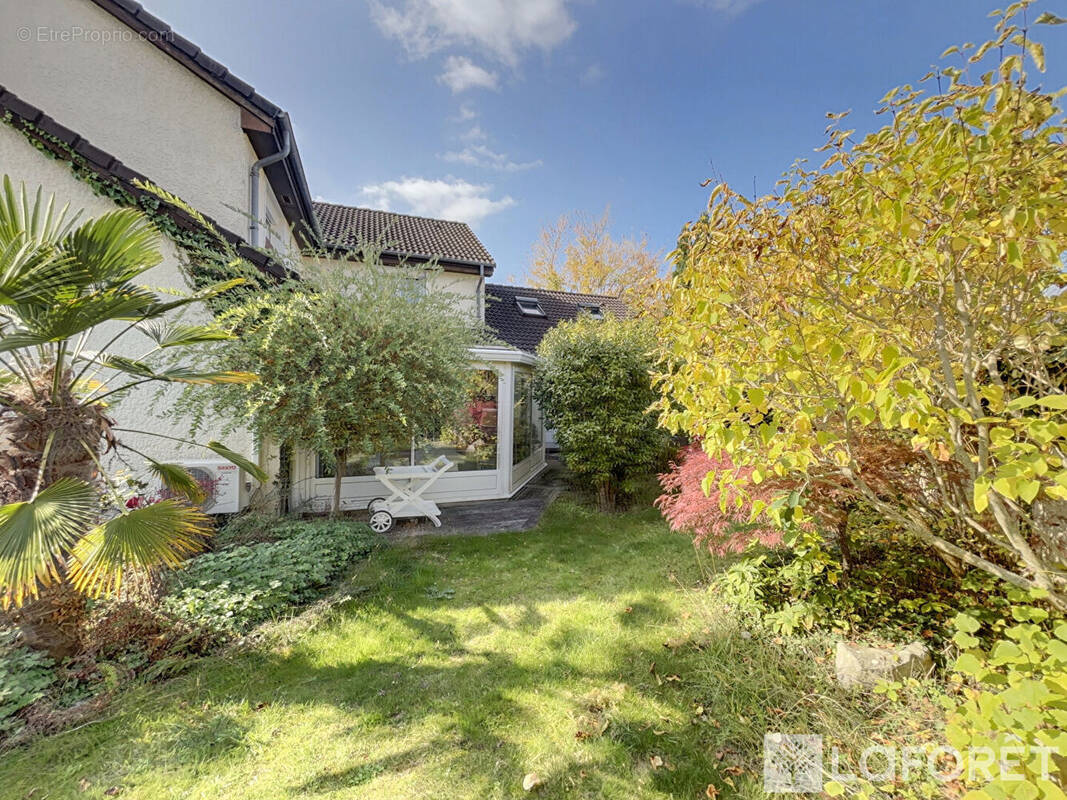 Maison à GIF-SUR-YVETTE