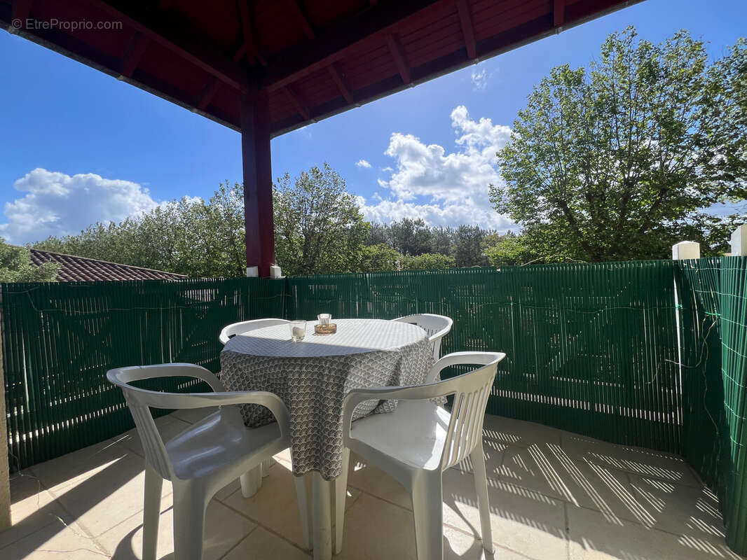 Appartement à MOLIETS-ET-MAA