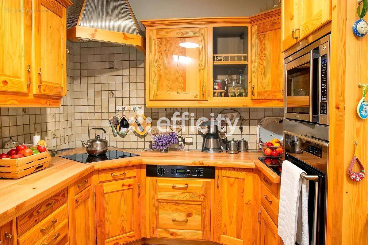 Maison à VILLENEUVE-LE-ROI