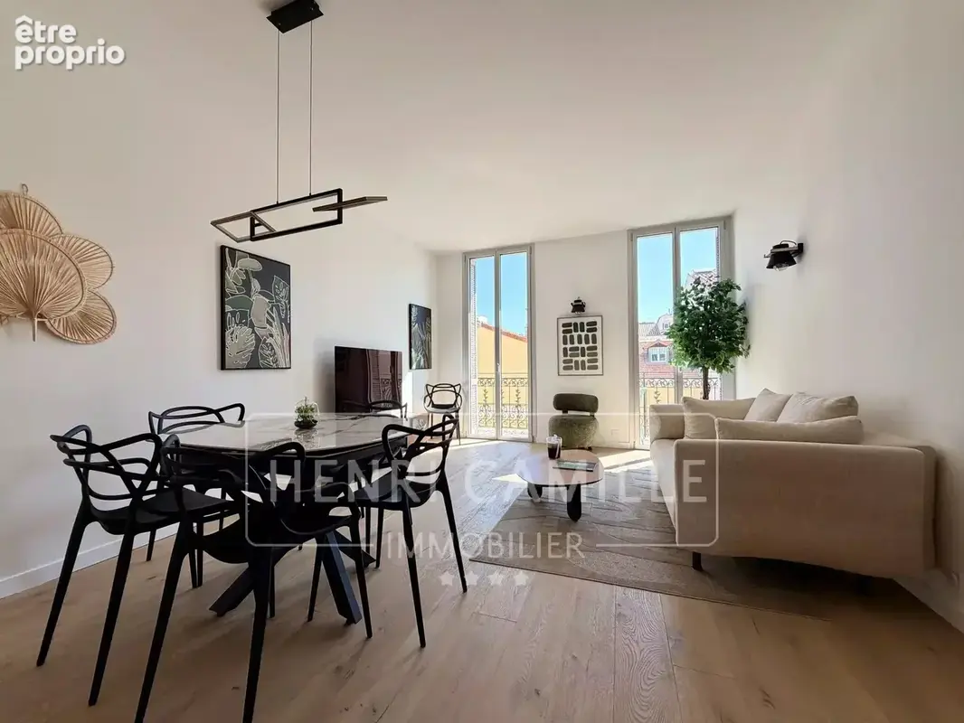 Cannes Banane Rue Piétonne - photo 12