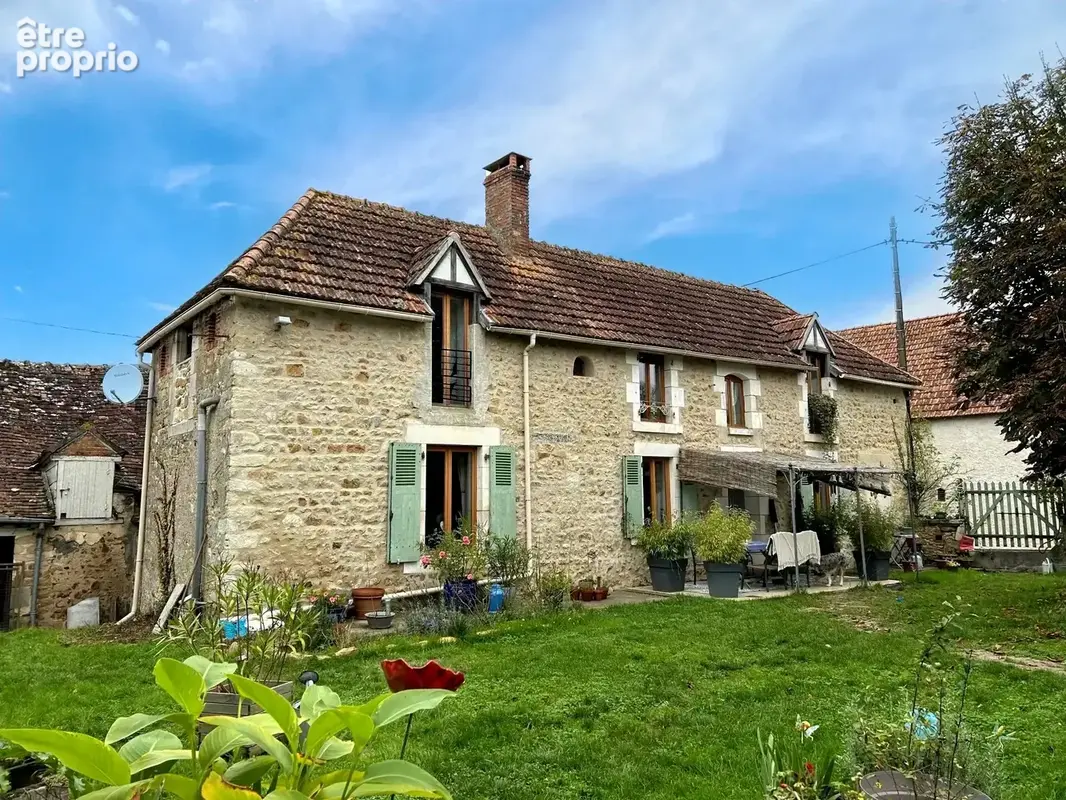 Maison à COULONGES