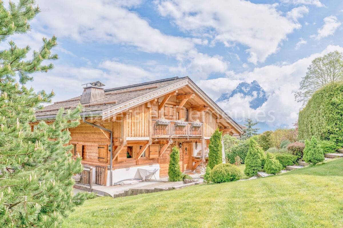 Maison à COMBLOUX