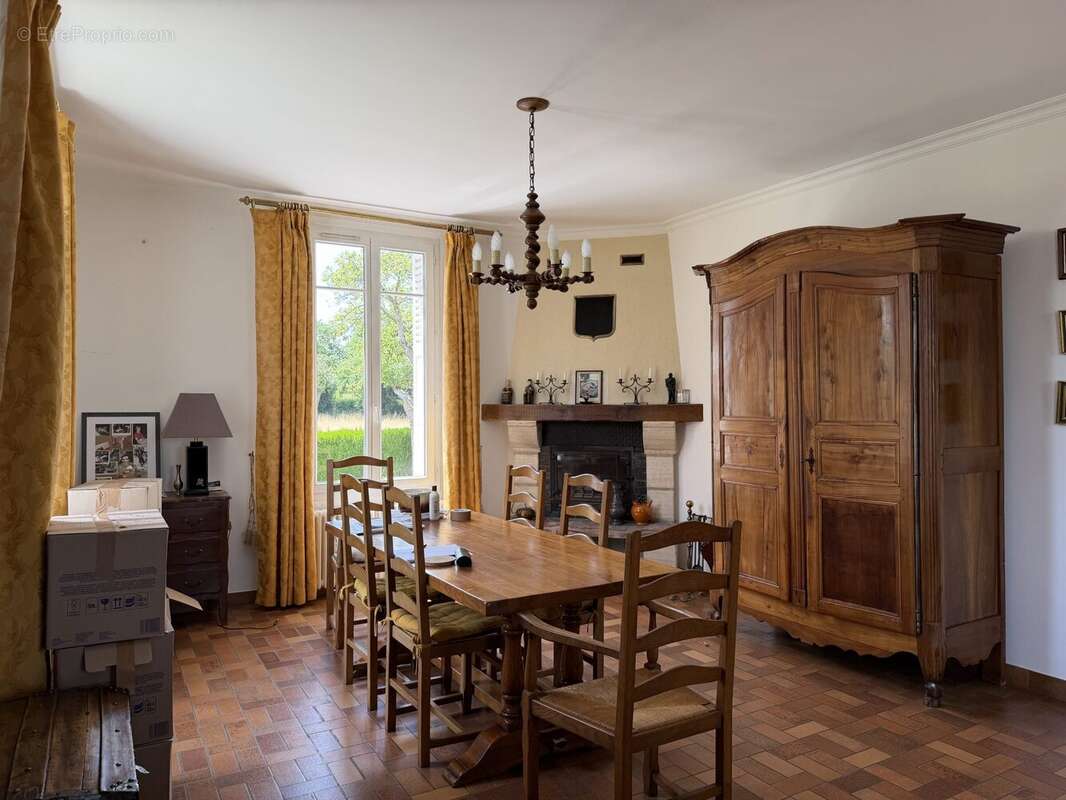 Maison à BERNAY