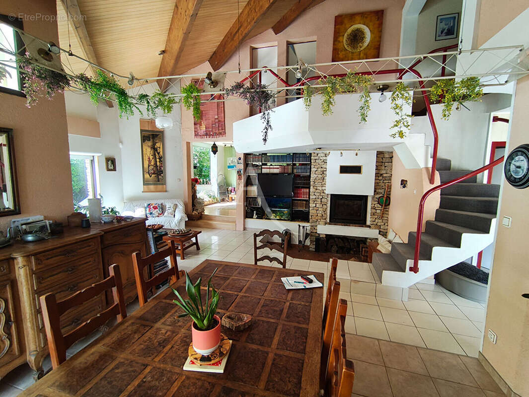 Maison à BREUIL-MAGNE