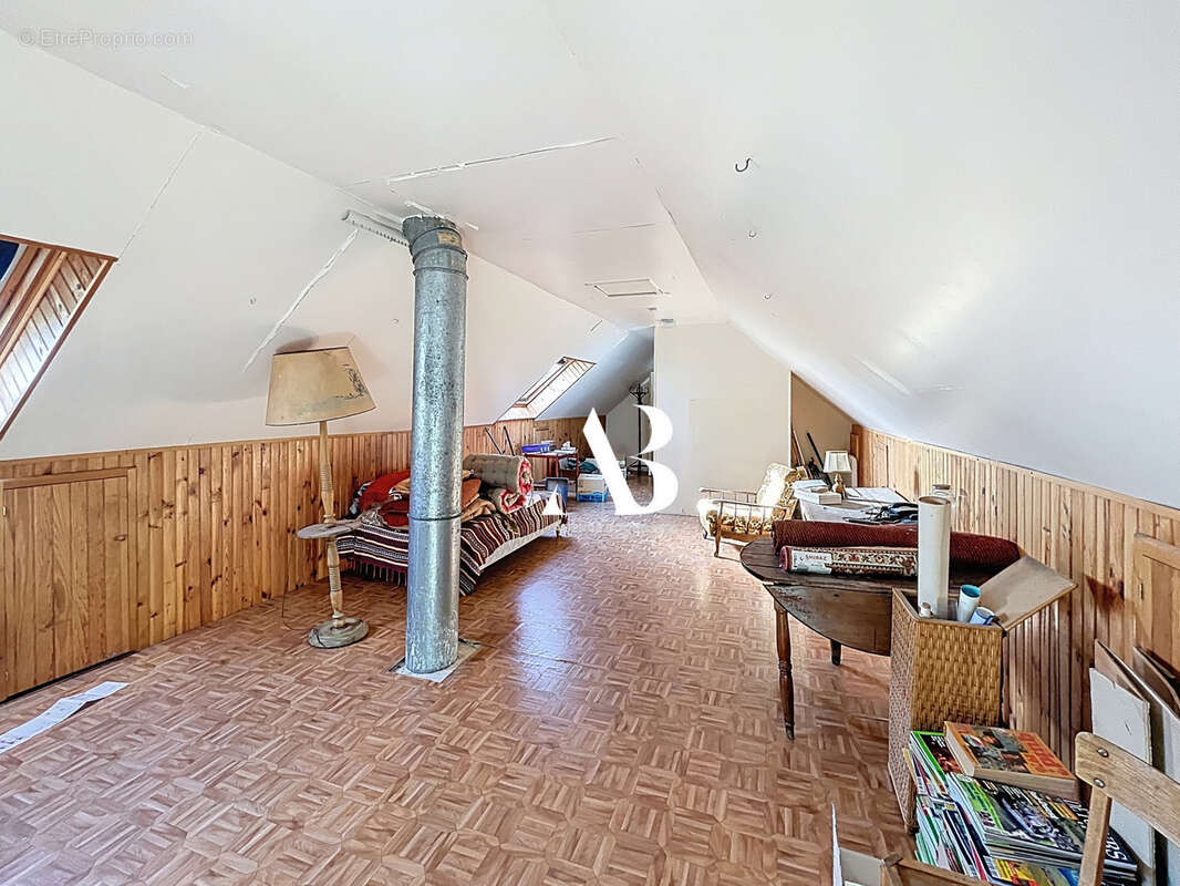 Maison à GRANDPUITS-BAILLY-CARROIS