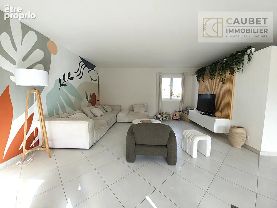 SOUES – Maison 5 pièces de plain-pied de 147m² avec piscine et sous-sol – DPE A - photo 8