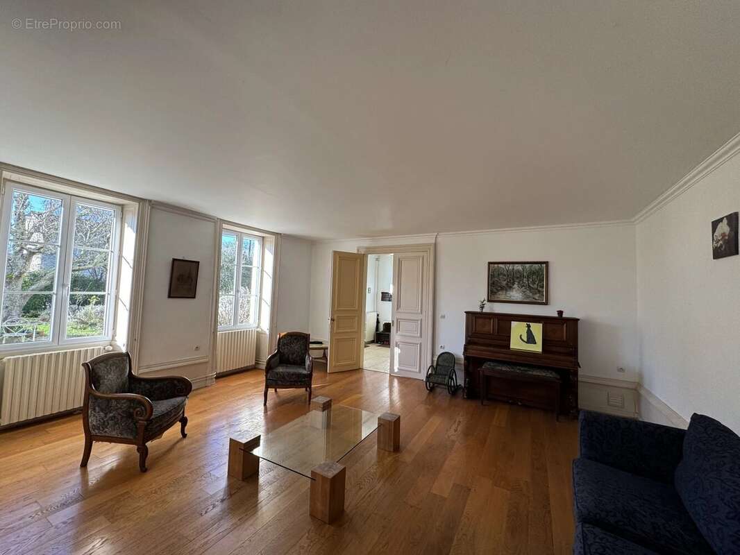 Maison à SAINTE-SEVERE