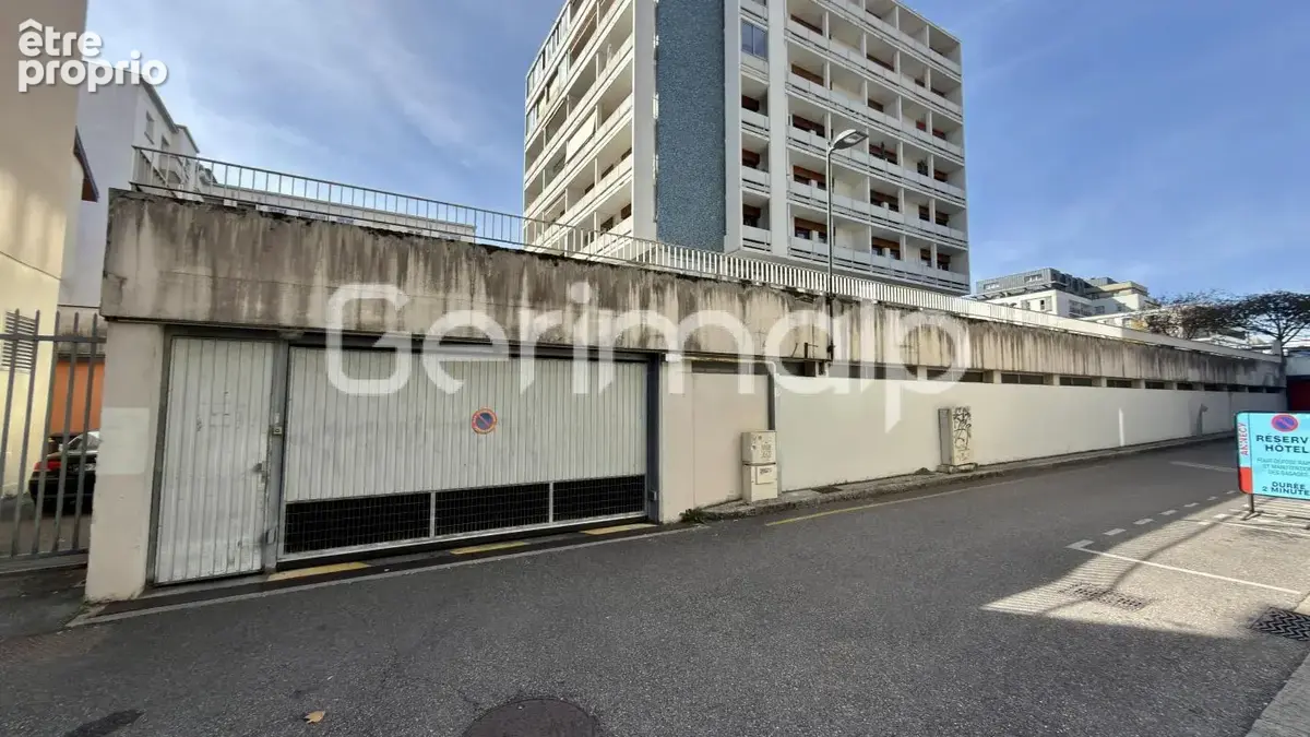 Vente - Garage - 14 m² - 65 000 € - ANNECY - 2 avenue de Brogny - photo 5