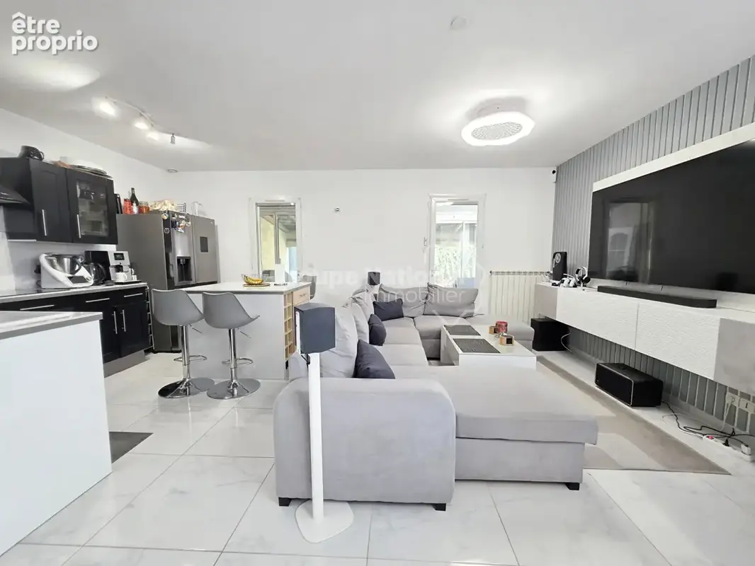 Maison 4 pièces en vente à MIRAMAS avec garage - photo 6