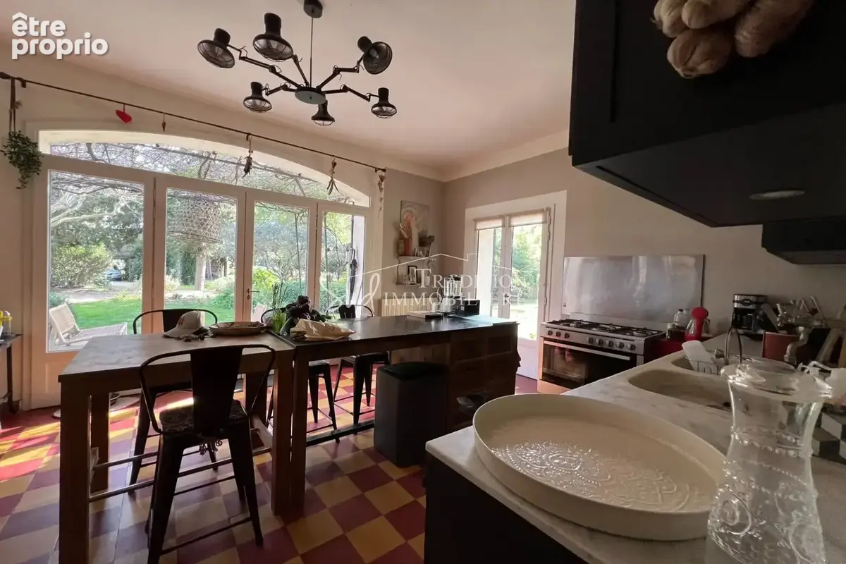 Maison 8 pièces 250 m² à vendre à Saint-Remy-De-Provence (13210) - photo 6