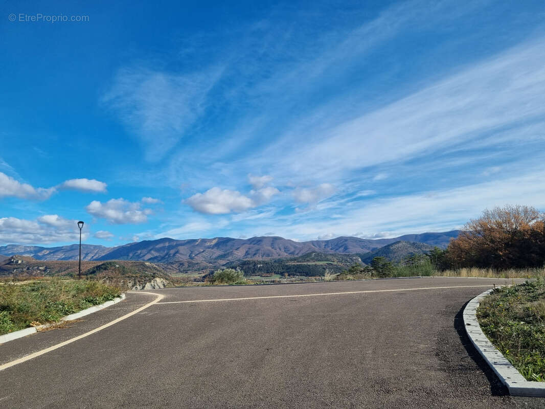 Terrain à AUBIGNOSC