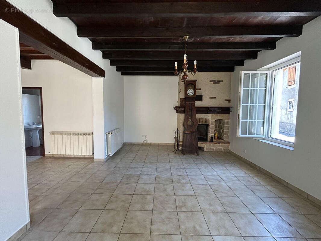 Maison à LOUBAJAC