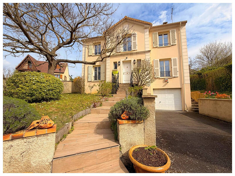 Maison à FONTENAY-LE-FLEURY