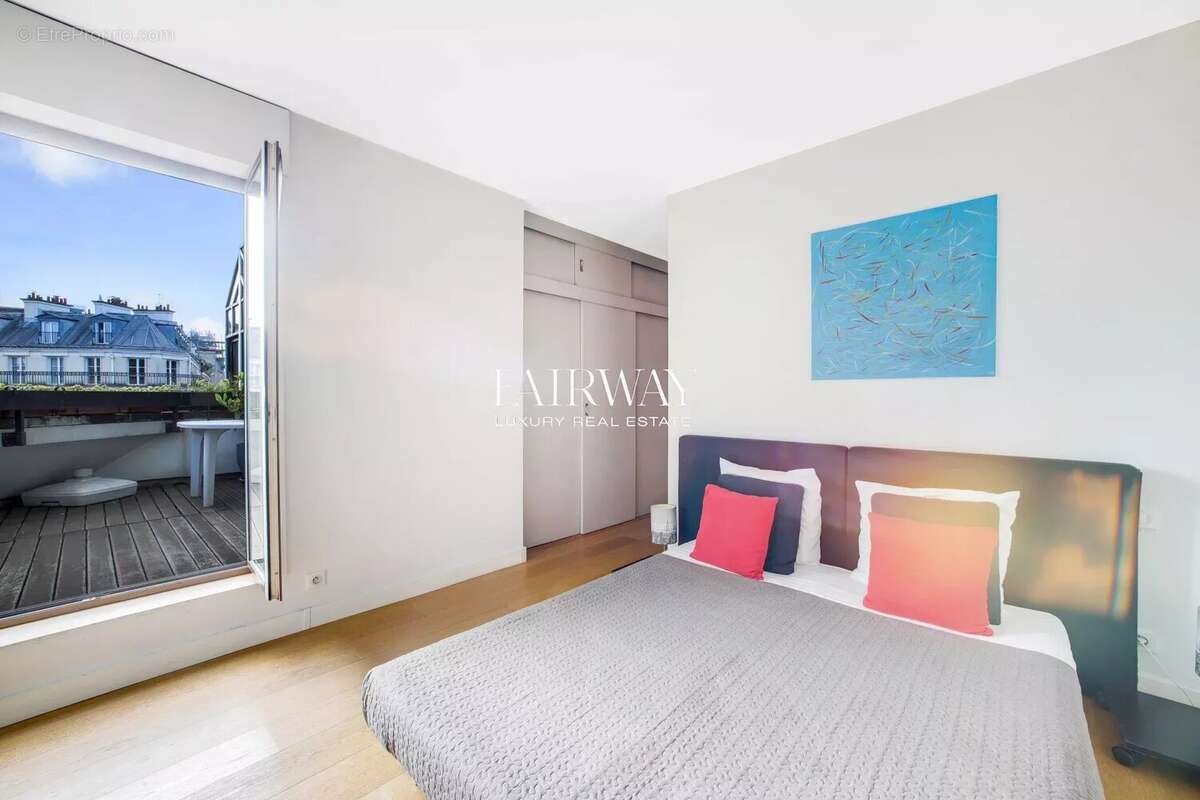 Appartement à PARIS-4E