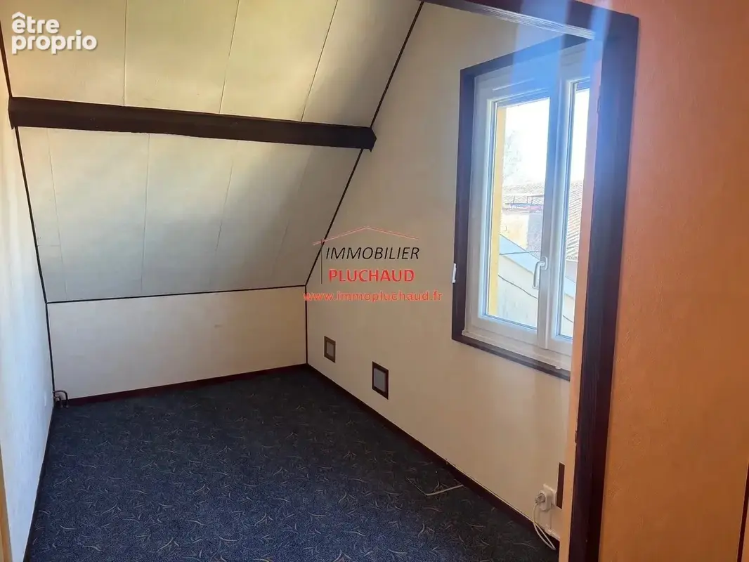 Belle maison et son terrain, 5 mn de DIGOIN , moins de 10 mn de PARAY ! 159 m2 hab - photo 8