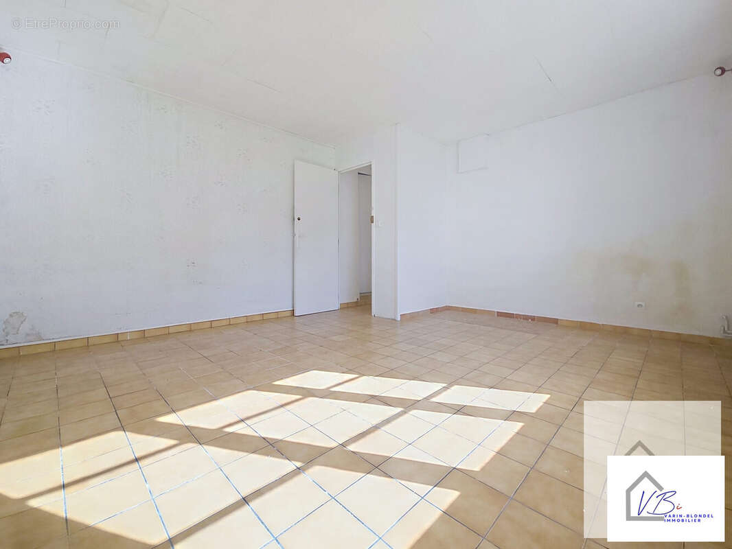 Maison à LA FRENAYE