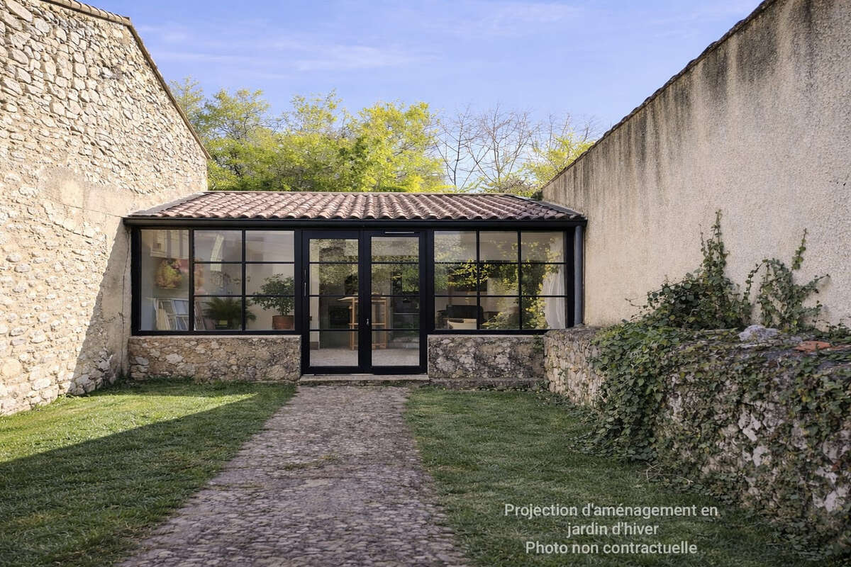 Maison à LA BASTIDE-DES-JOURDANS