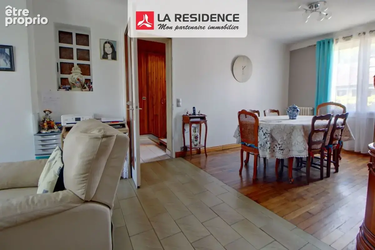 Maison 6 pièces 135 m² à vendre à Elancourt (78990) - photo 4