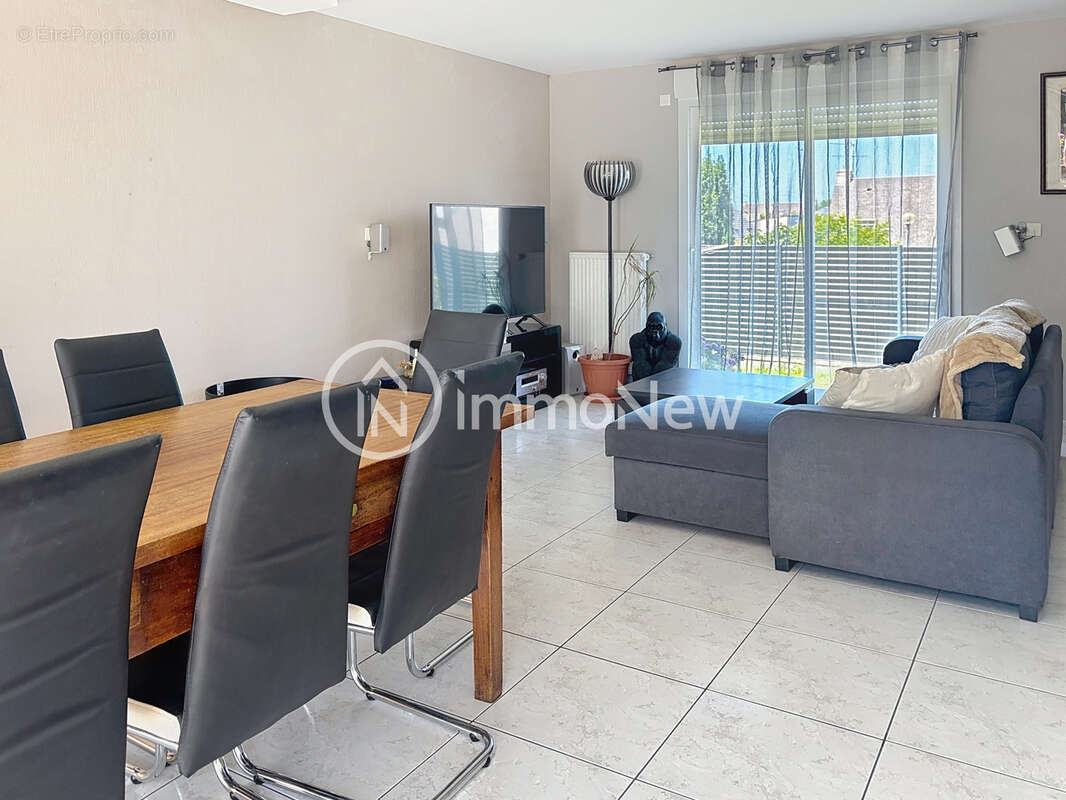 Beau pavillon 85 m2 avec piscine sur terrain 361 m2 proche de la mer - photo 4