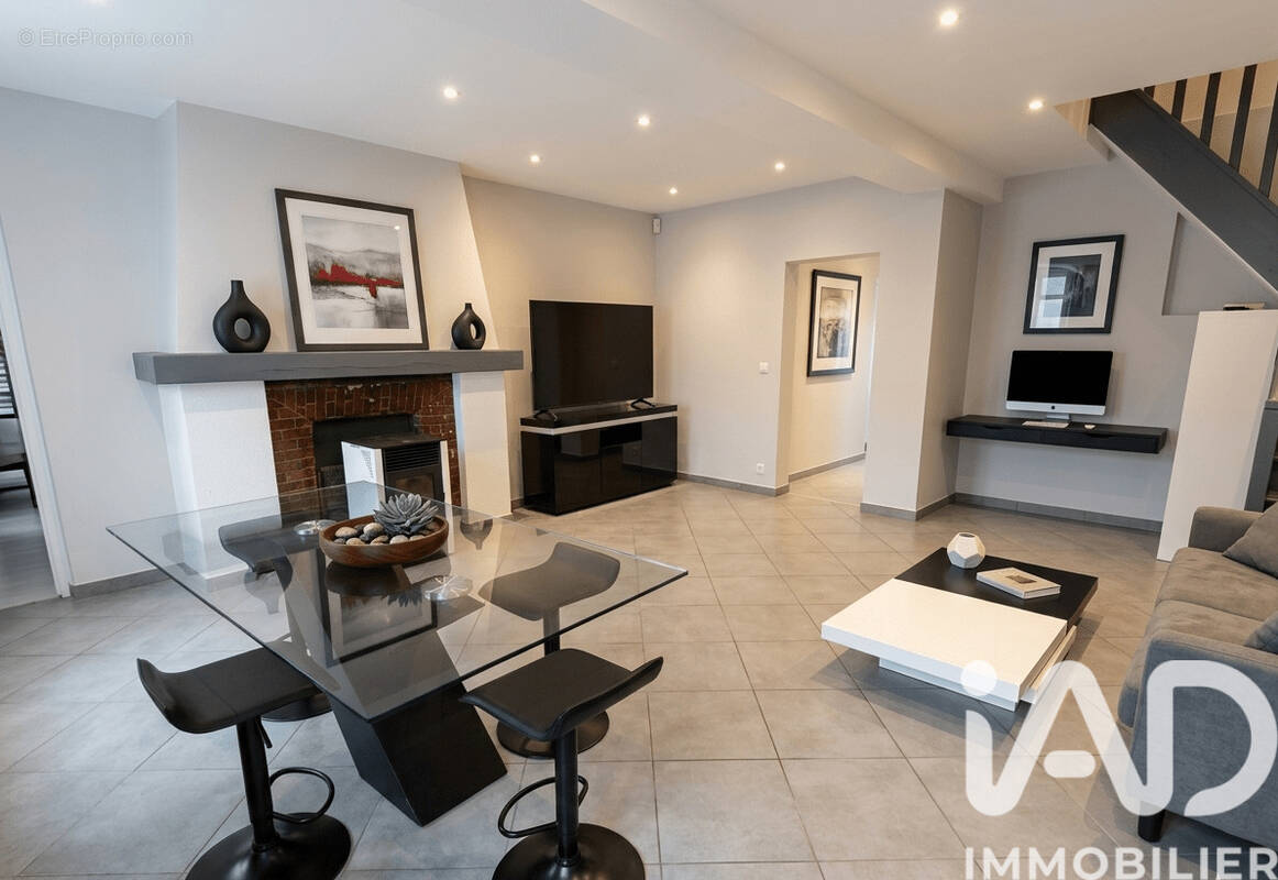 Photo 1 - Maison à CHAMPROND-EN-GATINE