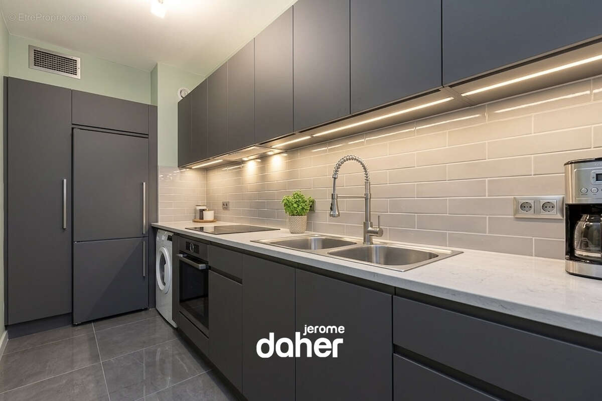 Appartement à MARSEILLE-8E