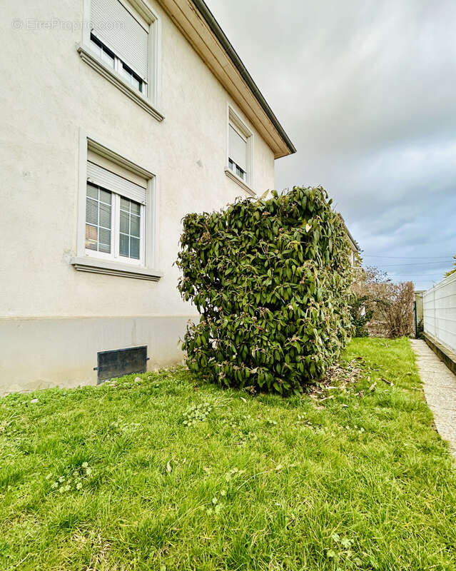 Maison individuelle de caractère 5 pièces - photo 2