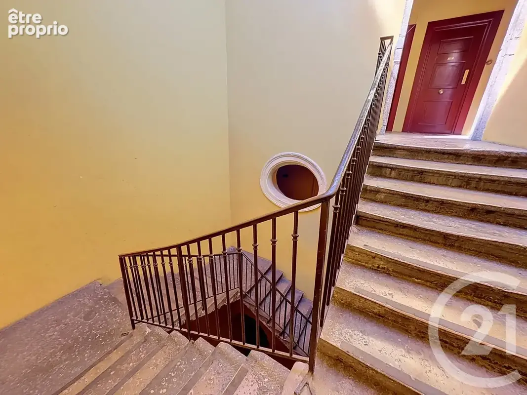 Appartement 47 m² à Lyon-1e  - photo 8