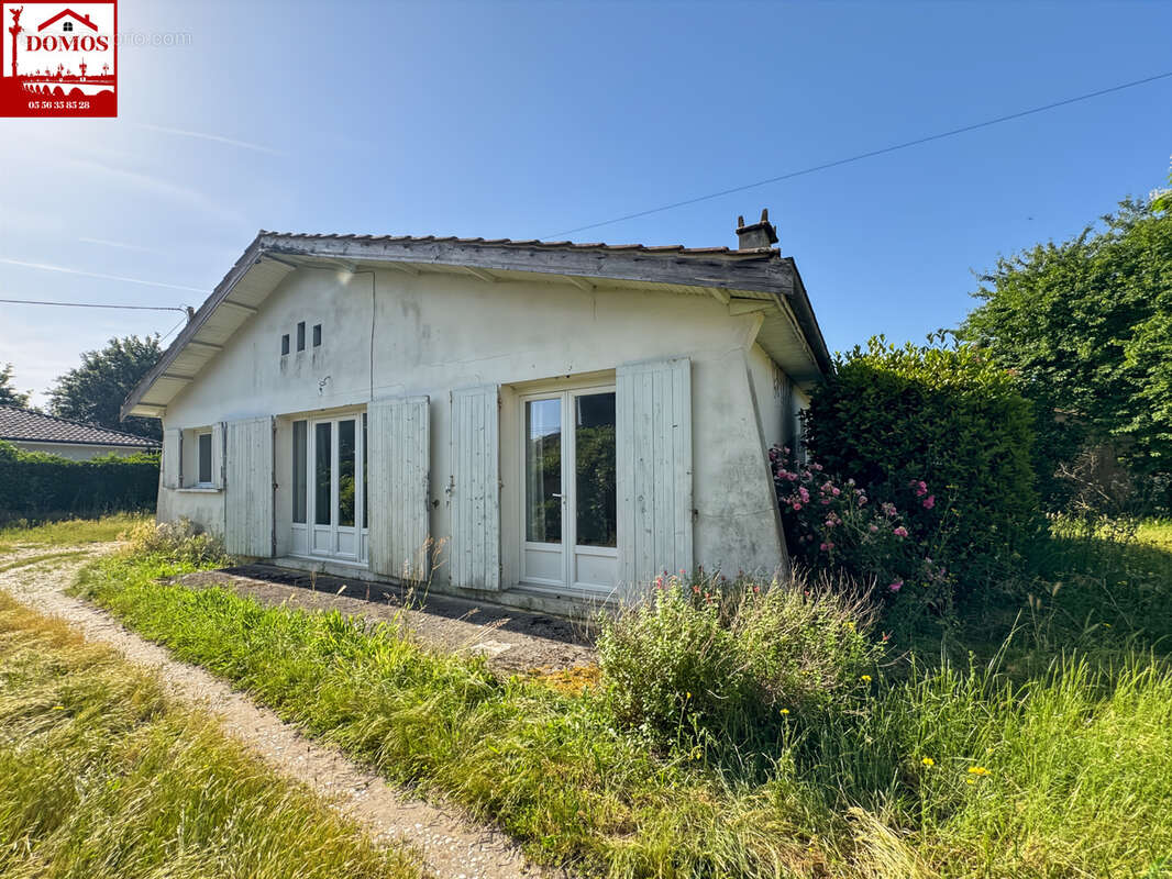 Maison à PAREMPUYRE