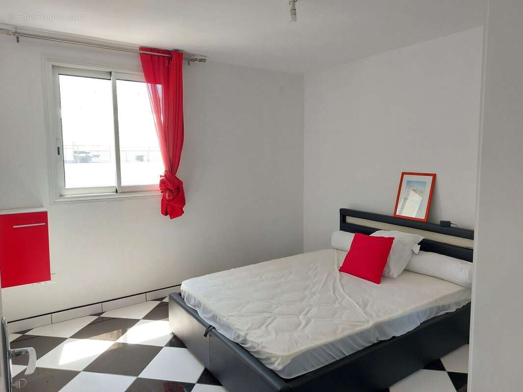 Appartement à SAINT-DENIS