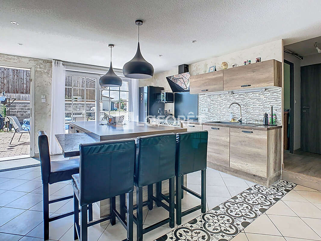 Maison à LES ISLETTES