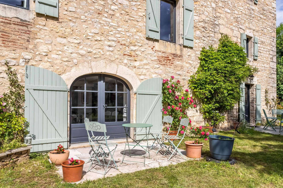 Maison à CAHORS