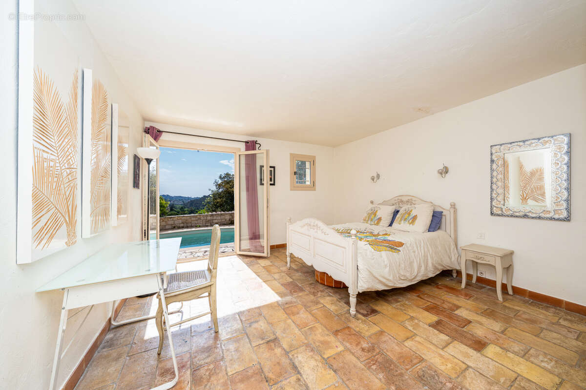 Maison à LA COLLE-SUR-LOUP