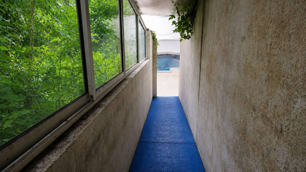 Maison à MEZIERES-SUR-SEINE