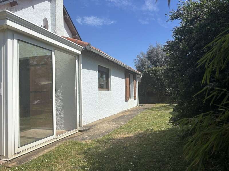Maison - 5 chambres - proche plage - photo 16