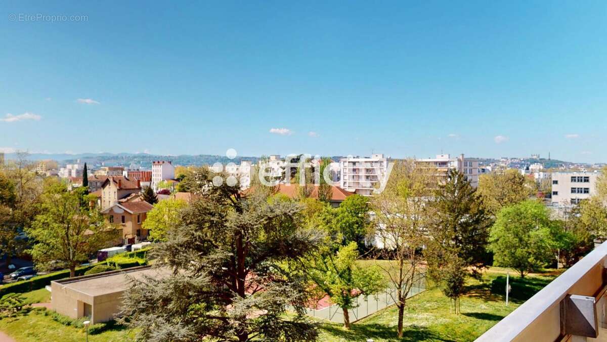 Appartement à LYON-8E