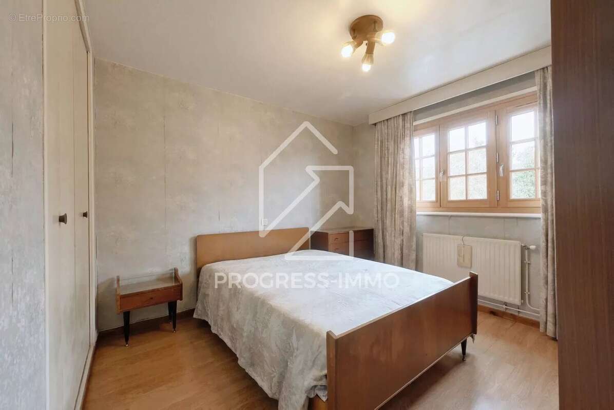 Maison à COMBS-LA-VILLE